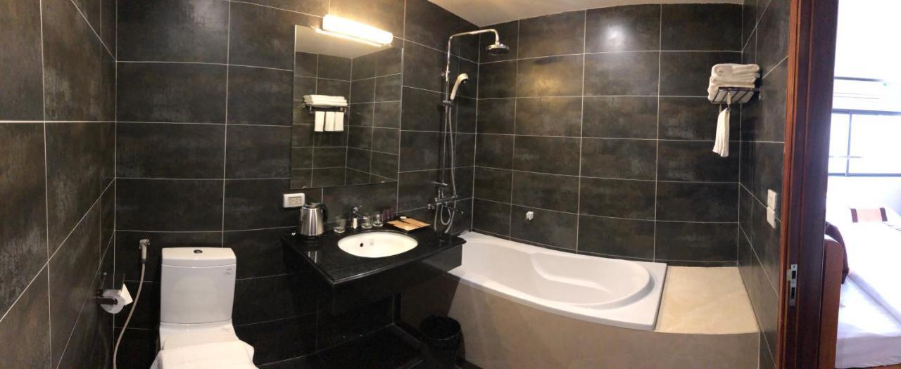 Moc Hoang Hotel Hanoi Zewnętrze zdjęcie