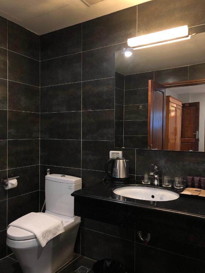 Moc Hoang Hotel Hanoi Zewnętrze zdjęcie